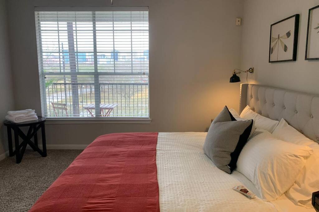 Newly Furnished 1Br Apartment W/ Hermann Park View Хьюстон Экстерьер фото