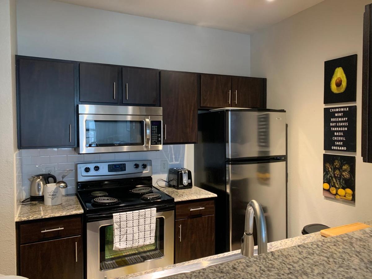 Newly Furnished 1Br Apartment W/ Hermann Park View Хьюстон Экстерьер фото